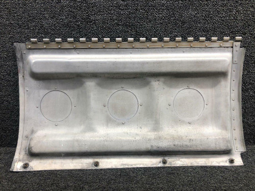 Cessna Aircraft Parts 0895000-3 Cessna 320A LH / RH Engine Cowl Door Forward Assembly