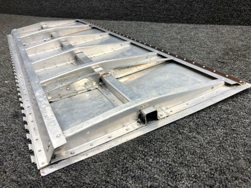 Cessna Aircraft Parts 0825000-1 USE 0825000-97 Cessna 320A LH Wing Inboard Flap Assembly
