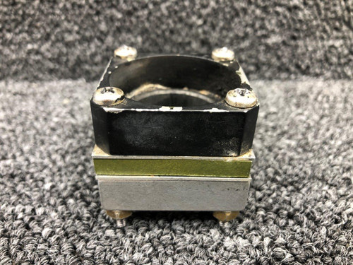 68273-002 / 68272-004 Piper PA28-140 Control Wheel Plate W/ Guide Assembly BAS Part Sales | Airplane Parts