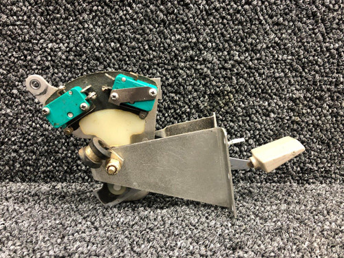 1512280-13 (USE: 1512280-41) Cessna T337G Flap Position Lever W/ Switches