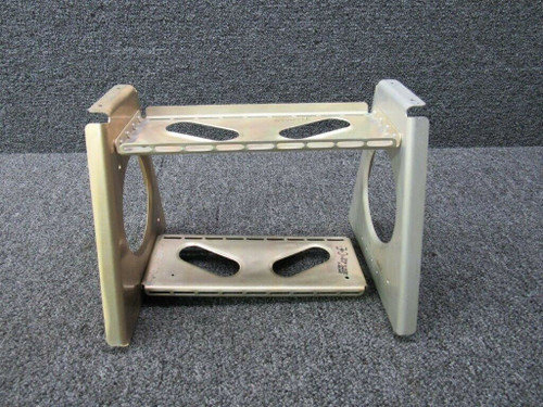 3940388-16 Cessna 182T G1000 Tray-Nav III