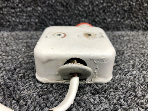 Beechcraft Parts 95-361014 USE 95-361015-601 Beechcraft 95-B55 Landing Gear Safety Switch Assy