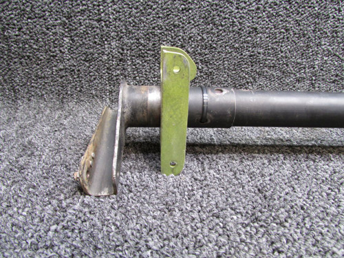 62705-000, 62421-000 Piper PA28-180 Flap Torque Tube with LH and RH Fitting