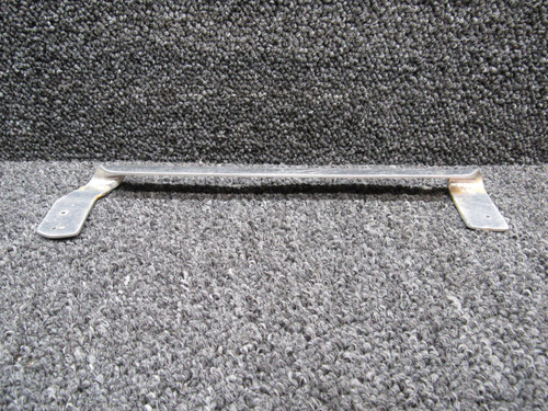 Cessna 180 - 185 Seatbelt Retainer RH (M22)