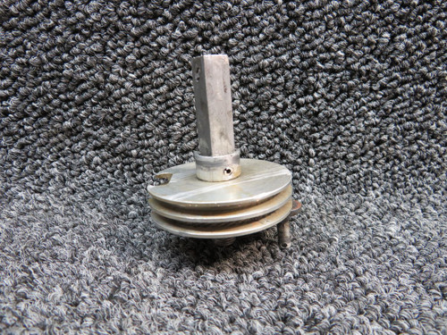 0811548-1 Cessna 310G Cabin Door Pulley