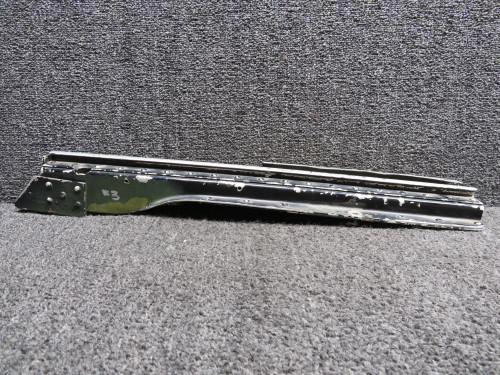 0812987-7 Cessna 310Q Center Seat Inboard Seat Track RH