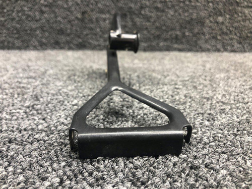 Cessna Aircraft Parts 0713629-4 / 2260122-1 Cessna 182T Dual Control Link Inboard LH W/ Bellcrank