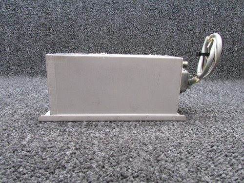 UGR-2A, UGR-2 Narco UHF Glideslope Receiver with Tray