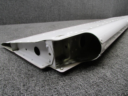 0924100-3 Cessna 162 Aileron Assembly LH