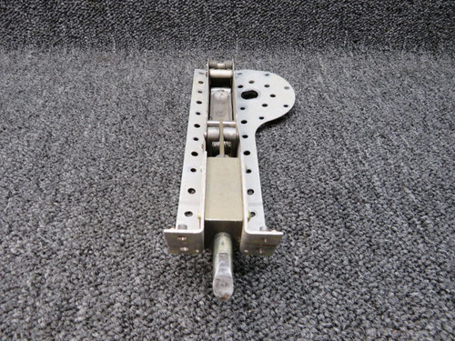 Cessna Aircraft Parts H966-1 Cessna 310R Nacelle Baggage Door Latch Assembly