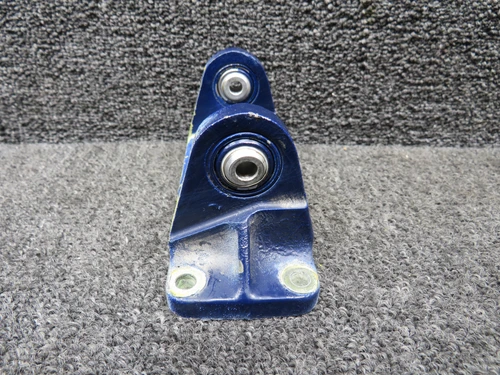 45-524042-9 Beechcraft F33A Inboard Elevator Hinge Assembly