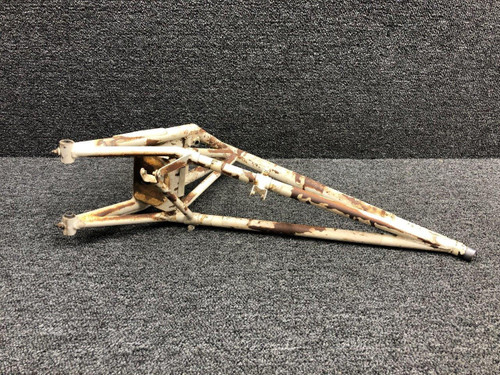 Mooney Aircraft Parts and Accessories 5071-1 USE 520001-1 Mooney M20E Upper Main Gear Leg LH Corroded