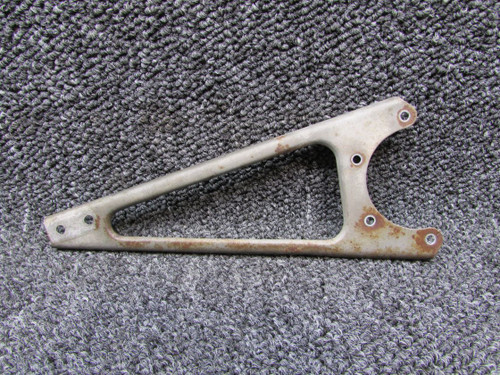 2451003-1 Lycoming O-360-F1A6 Propeller Governor Control Bracket