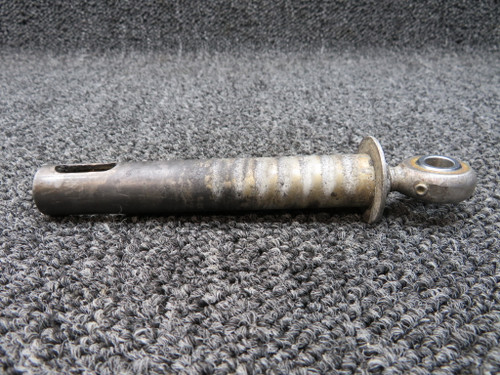 35-815131 / HM6 Beechcraft Main Gear Retract Plunger W/ Rod End RH