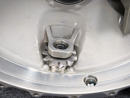 C264-2 Robinson R44 Upper Main Rotor Gearbox Housing