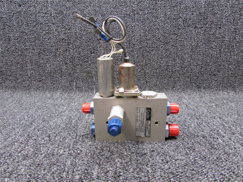 52020 (Alt: 9910188-1) Sterer Co. Hydraulic Pressure Manifold has Rust