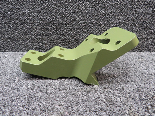 Cirrus Aircraft Parts & Accessories 13284-001 Cirrus SR20 Main Gear Axle Fitting LH W/ 8130-3 & PAI-PT-1 