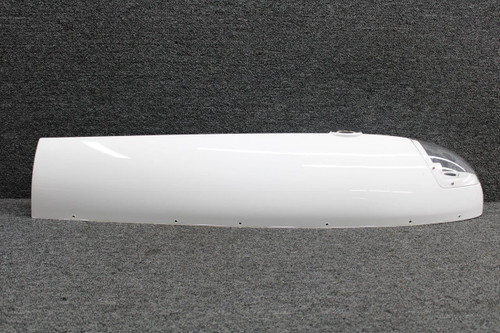 9910098-1 Cessna T206H Wing Tip Assembly LH W/ Lens and Deflector