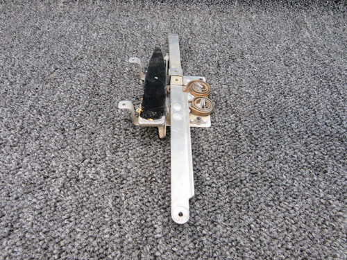 0711020-12 Cessna 180C Cabin Door Latch Assembly RH