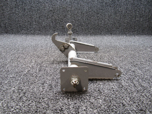 0813300-122 Cessna 310N Nose Gear Uplock Torque Tube (Different Hook)