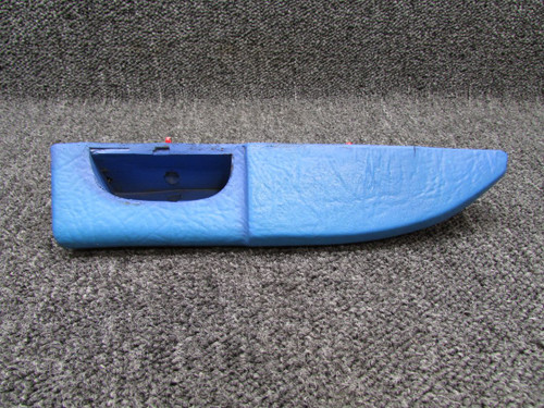 0715039-4 Cessna 172N Armrest Assembly Aft RH (Blue)