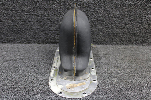 Cessna Aircraft Parts 1220133-2, 1220134-14 Cessna 210N Air Inlet Assembly with Door RH 