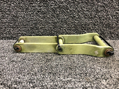 0862101-5, 0862101-6 Cessna 421C Flap Scissor Link Assy LH or RH (Upr and Lwr)