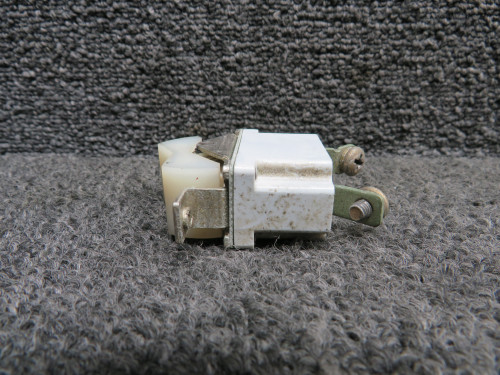 20TC2-BG-3 (Alt: 930023-013) Klixon Radio Master Rocker Switch
