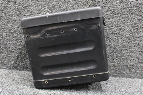 Cessna Aircraft Parts 0513011-11, 0413307-21 Cessna 172L Battery Box Assembly with Lid 