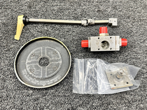 0513120-5, 0511157-14 Cessna 172C Fuel Selector Valve with Shaft & Handle (Core)