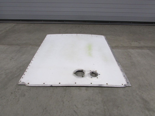 0523521-27, 0426011-4 Cessna 172M Fuel Tank Cover Assembly LH w Adapter (Dents)