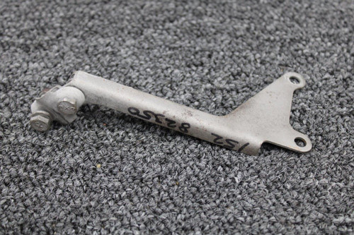0416002-1 Cessna 152 Throttle Control Bracket