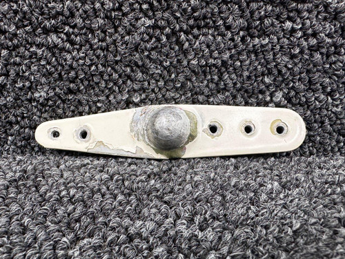 1200022 Cessna 210 Wing Jack Point