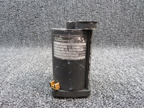 UMA8-303 (ALT: C668617-0101) Aeromach Cabin Rate Of Climb Indicator