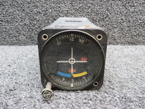 K-04157-2  Narco VOR / ILS VOA-5 Nav Converter Indicator CORE (Volts: 28)