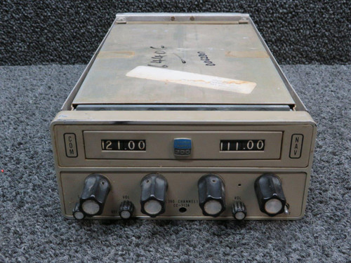 39380-1114 ARC RT-528A Nav-Com Radio with Tray (Volts: 14) (Core)