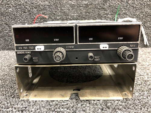 069-1024-39 Bendix King KX-155 VHF Nav Comm Radio with Tray (Core)