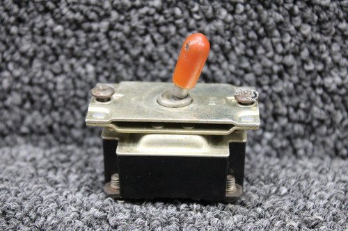 AN3226-2 (Alt: 8740K9) Cutler-Hammer Master Toggle Switch