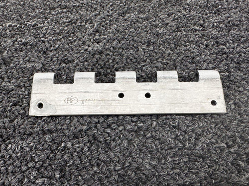 Piper Aircraft Parts 83721-003 Piper PA46-310P Main Gear Door Hinge 
