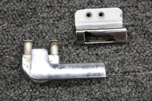 S1493-1, 1411202-201 Cessna 182Q Window Latch Assembly with Striker Plate RH