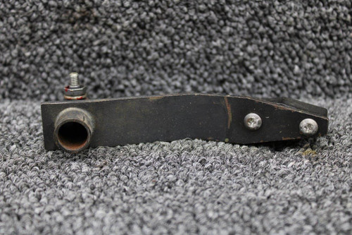 69088-005 Piper PA32RT-300 Fuel Selector Control Lever