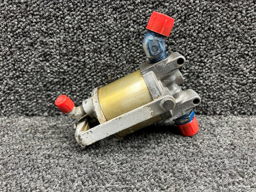 33-199-105-3 Beechcraft E-55 Fuel Strainer Assembly LH or RH
