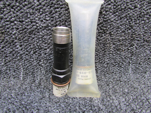 RHA29N Champion Spark Plug Set of 2 (New Old Stock)