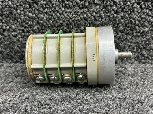 1715 (Use: 17237) Janco Rotary Switch Minus Knob (Volts: 28, Amps: 10)