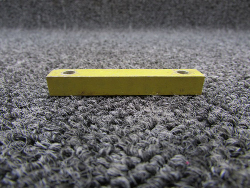 46695-002 Piper PA-31T Spacer (C20)