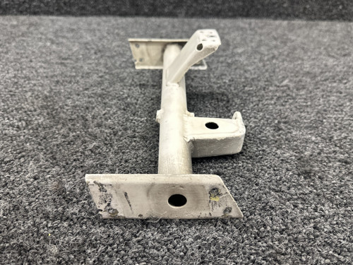 95-410030-25 (Use: 002-410032-17) Beech 95-B55 Nose Gear Support Assembly