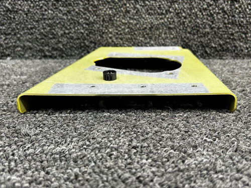 Piper Aircraft Parts 106579-002 Piper PA46-600TP Aft Fuselage Autopilot Bracket 