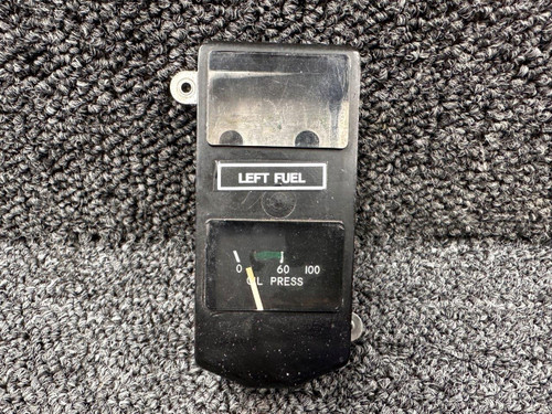 C669504-0102 Cessna 150J Instrument Gauge Cluster (Oil Pressure)
