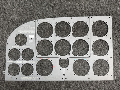 アズページ 0552173-29 Cessna 152 Cowl Oil Access Door Assembly For Sale