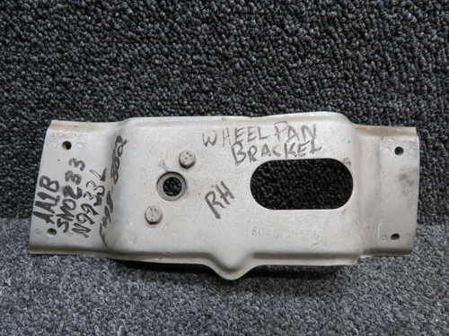 804020-20 (Alt: 804021-506) Grumman AA1B Wheel Pant Bracket RH